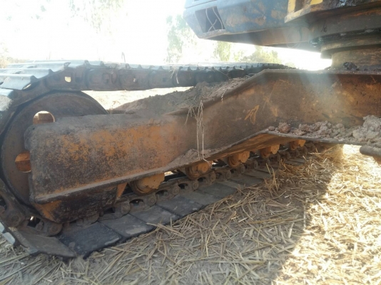 KOMATSU PC 60-5 พร้อมใช้งาน เครื่องเดิมๆทำงานเร็วไม่โหลด ช่วงล่างเอวแน่น เอกสารสัญญาซื้อขาย ราคาต่อรองได้ครับ