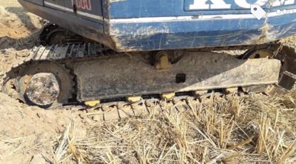 KOMATSU PC 60-5 พร้อมใช้งาน เครื่องเดิมๆทำงานเร็วไม่โหลด ช่วงล่างเอวแน่น เอกสารสัญญาซื้อขาย ราคาต่อรองได้ครับ