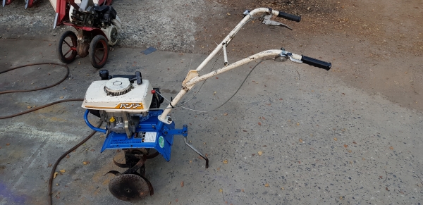 รถพรวรดิน ตั้กแตน พร้อมใช้ รถพรวรดิน ตั้กแตน พร้อมใช้