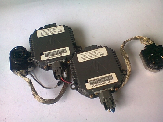 บัลลาสต์ไฟ XENON แท้ 100\% MADE IN JAPAN ตรงรุ่น D2R D2S