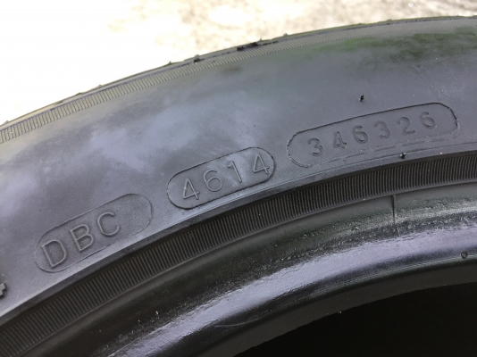 ยาง MAXXIS 225-55-17 ปี 14 ครบชุด 4 เส้น 1800 สวยๆไม่บวมไม่กินข้างดอกยางเหลือเยอะเอาไปวิ่งกันใด้อีกย ยาง MAXXIS 225-55-17 ปี 14 ครบชุด 4 เส้น 1800 สวยๆไม่บวมไม่กินข้างดอกยางเหลือเยอะเอาไปวิ่งกันใด้อีกย