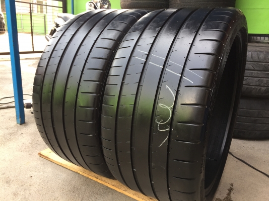 ยาง Michelin 275-30-19 ปี 14 made in france 2 เส้น 1800 สวยๆไม่มีปะไม่บวมไม่กินข้างดอกยางเหลือเยอะเอ