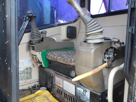 313-BCR CATERPILLAR รถขุดสุดพิเศษ 580,000  บาทเท่านั้นๆๆๆๆ เอกสารพร้อมสนใจโทรหา 081-989-1989 หรั่งครับ