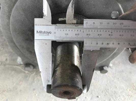 ขายมอเตอร์ Mitsubishi 2HP. 6Pole 380V รอบช้า คัวใหญ่แรงบิดเยอะ สภาพสวยเดิมๆ พร้อมใช้งาน มี 6ตัวครับ ขายมอเตอร์ Mitsubishi 2HP. 6Pole 380V รอบช้า คัวใหญ่แรงบิดเยอะ สภาพสวยเดิมๆ พร้อมใช้งาน มี 6ตัวครับ