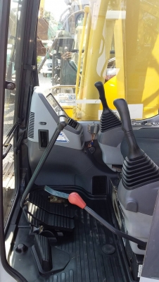 ต้องการขายรถขุดยี่ห้อKUMATSU-PC128us-2 รถนอกนำเข้าจากญี่ปุ่น