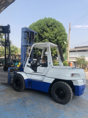 ขายรถโฟร์คลิฟท์ขนาด 7 ตัน ขายรถโฟร์คลิฟท์ขนาด 7 ตัน