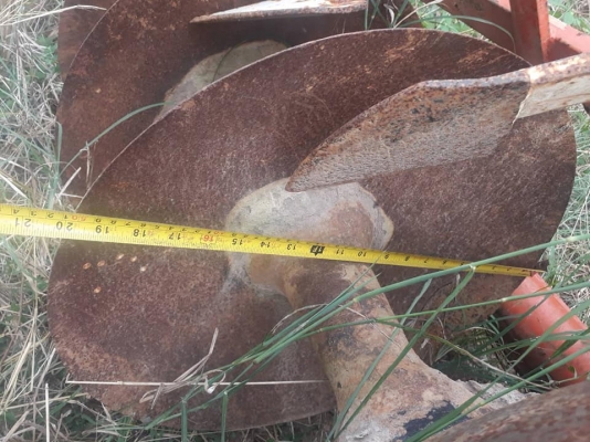 ขายผานพรวน CMT ขนาด 5*20 ใช้งานน้อยพร้อมใช้งาน  ราคา 16,500 บาท  สนใจติดต่อ 084-9997463