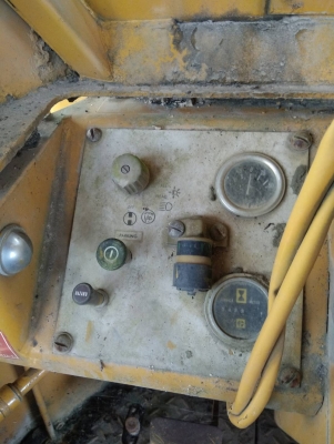 ขายด่วนรถตักเอวอ่อนCAT=910 ปี48