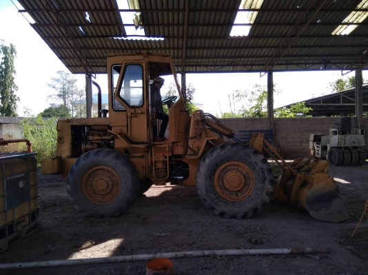 ขายด่วนรถตักเอวอ่อนCAT=910 ปี48