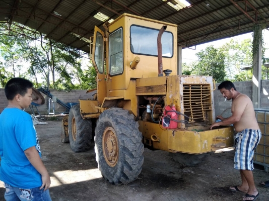 ขายด่วนรถตักเอวอ่อนCAT=910 ปี48