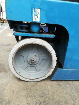 รถกระเช้าขากรรไกร GS2032 นำเข้าจากญี่ปุ่น