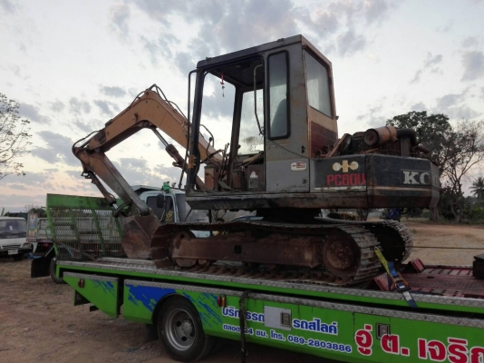 ขายด่วนรถแบคโฮKOMATSU=PC60=5 รถใช้งานอยู่ทุกวันครับ