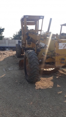 ขายรถเกรดแชมเปี้ยนรุ่น 710 A เอกสารเล่มทะเบียนราคา 350,000