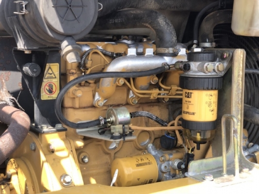 ขายรถขุด CAT 305SR หัวกระแทก นำเข้าเองจากญี่ปุ่น สภาพสวยพร้อมใช้ มีVDOการทำงานครับ