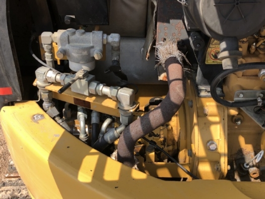 ขายรถขุด CAT 305SR หัวกระแทก นำเข้าเองจากญี่ปุ่น สภาพสวยพร้อมใช้ มีVDOการทำงานครับ