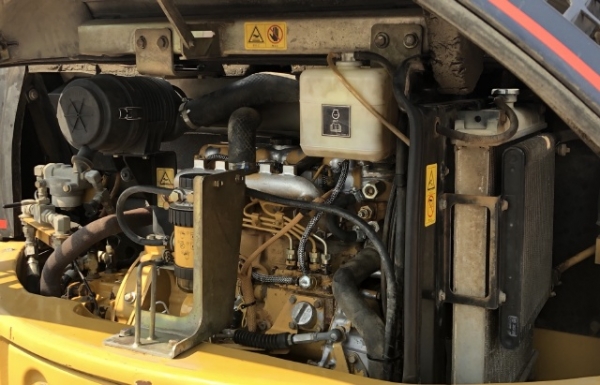 ขายรถขุด CAT 305SR หัวกระแทก นำเข้าเองจากญี่ปุ่น สภาพสวยพร้อมใช้ มีVDOการทำงานครับ