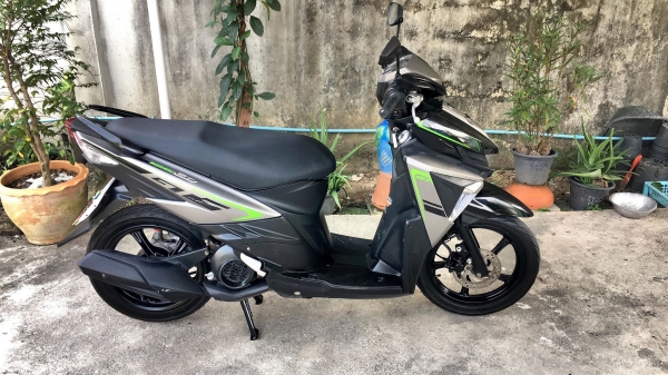 ขาย yamaha mio 125 GT ระบบหัวฉีด ปกติ ระบบไฟฟ้าปกติ มีสวิทไฟหน้าเปิด-ปิดได้ เครื่องเดิม บิดขึ้นปกติ 