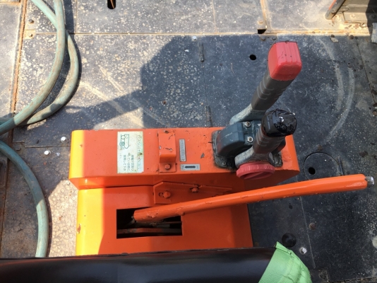 Hitachi RT200WT-C : รถบด 10 ตัน 7ล้อยาง นำเข้าจากญี่ปุ่น โทร. 080-6565422 (หนิง)