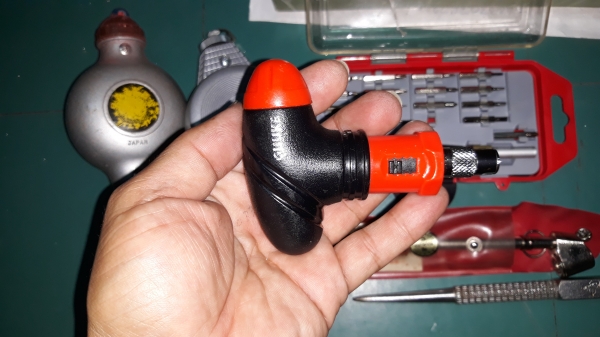 ขายด้ามไขควงก๊อกแก๊กMADE IN JAPAN. มือสอง