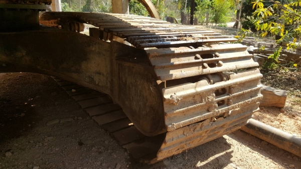 ขาย แบคโฮ KOMATSU PC200-6 มีเล่มทะเบียนแต่ไม่มีชุดโอน เครื่องดี ปั้มดี ช่วงล่างโซ่ไม่สวย ราคาต่อรองได้ครับ ขาย แบคโฮ KOMATSU PC200-6 มีเล่มทะเบียนแต่ไม่มีชุดโอน เครื่องดี ปั้มดี ช่วงล่างโซ่ไม่สวย ราคาต่อรองได้ครับ