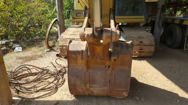 ขาย แบคโฮ KOMATSU PC200-6 มีเล่มทะเบียนแต่ไม่มีชุดโอน เครื่องดี ปั้มดี ช่วงล่างโซ่ไม่สวย ราคาต่อรองได้ครับ ขาย แบคโฮ KOMATSU PC200-6 มีเล่มทะเบียนแต่ไม่มีชุดโอน เครื่องดี ปั้มดี ช่วงล่างโซ่ไม่สวย ราคาต่อรองได้ครับ