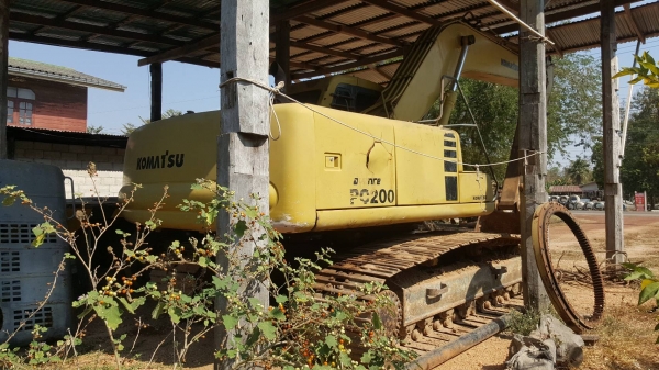 ขาย แบคโฮ KOMATSU PC200-6 มีเล่มทะเบียนแต่ไม่มีชุดโอน เครื่องดี ปั้มดี ช่วงล่างโซ่ไม่สวย ราคาต่อรองได้ครับ ขาย แบคโฮ KOMATSU PC200-6 มีเล่มทะเบียนแต่ไม่มีชุดโอน เครื่องดี ปั้มดี ช่วงล่างโซ่ไม่สวย ราคาต่อรองได้ครับ
