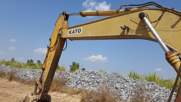 ขาย แบคโฮ KATO HD700 มีเล่มทะเบียน เครื่อง 6D31 ปั้ม K3V ช่วงล่างโซ่หนาแต่ใบแทรคไม่สวย รถใช้งานอยู่ ราคาต่อรองได้ครับ ขาย แบคโฮ KATO HD700 มีเล่มทะเบียน เครื่อง 6D31 ปั้ม K3V ช่วงล่างโซ่หนาแต่ใบแทรคไม่สวย รถใช้งานอยู่ ราคาต่อรองได้ครับ