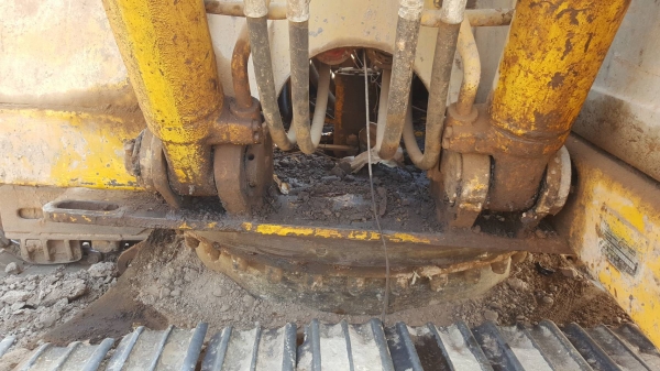 ขาย แบคโฮ KATO HD700 มีเล่มทะเบียน เครื่อง 6D31 ปั้ม K3V ช่วงล่างโซ่หนาแต่ใบแทรคไม่สวย รถใช้งานอยู่ ราคาต่อรองได้ครับ ขาย แบคโฮ KATO HD700 มีเล่มทะเบียน เครื่อง 6D31 ปั้ม K3V ช่วงล่างโซ่หนาแต่ใบแทรคไม่สวย รถใช้งานอยู่ ราคาต่อรองได้ครับ