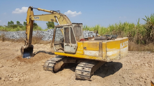 ขาย แบคโฮ KATO HD700 มีเล่มทะเบียน เครื่อง 6D31 ปั้ม K3V ช่วงล่างโซ่หนาแต่ใบแทรคไม่สวย รถใช้งานอยู่ ราคาต่อรองได้ครับ ขาย แบคโฮ KATO HD700 มีเล่มทะเบียน เครื่อง 6D31 ปั้ม K3V ช่วงล่างโซ่หนาแต่ใบแทรคไม่สวย รถใช้งานอยู่ ราคาต่อรองได้ครับ