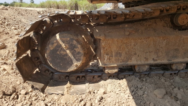 ขาย แบคโฮ KATO HD700 มีเล่มทะเบียน เครื่อง 6D31 ปั้ม K3V ช่วงล่างโซ่หนาแต่ใบแทรคไม่สวย รถใช้งานอยู่ ราคาต่อรองได้ครับ ขาย แบคโฮ KATO HD700 มีเล่มทะเบียน เครื่อง 6D31 ปั้ม K3V ช่วงล่างโซ่หนาแต่ใบแทรคไม่สวย รถใช้งานอยู่ ราคาต่อรองได้ครับ