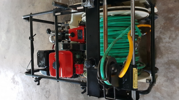 ชุดปั้มอัดฉีดเครื่องยนต์เบนชิล mitsubishi 6 แรงม้า พร้อมปั้มฉีดยา masaba ceramic ขนาด 6หุน สภาพสวย เปลี่ยนซีลเรียบร้อยพร้อมใช้งาน นำเข้าจากญี่ปุ่น