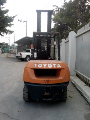 ขายรถดีเซลโตโยต้ารุ่น7ขนาด5ตัน