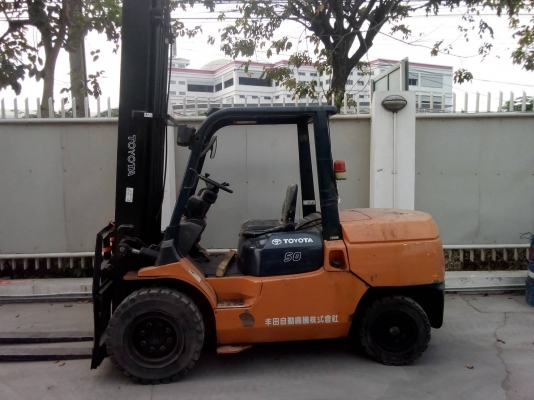 ขายรถดีเซลโตโยต้ารุ่น7ขนาด5ตัน