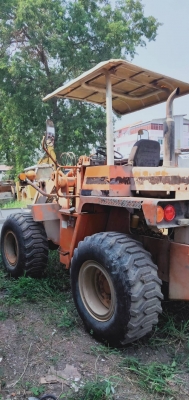 รถตักล้อยาง KOMATSU เอวอ่อน รุ่น 507 เครื่อง4D94-2 สภาพยางดี เครื่องไม่หลวม พร้อมใช้งาน