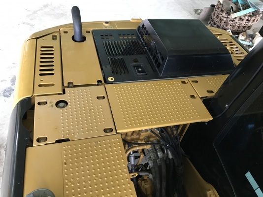 ขาย CAT312D2GC สภาพสวยมาก 2000 ชั่วโมง สนใจติดต่อ 081-4283210