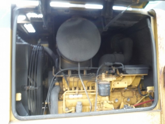 (รับจองล่วงหน้า)รถตักล้อยาง KOMATSU WA100-3 ซีเรียลสูง  ชัวโมงทำงานแค่ 4,XXX  นำเข้าจากญี่ปุ่น สภาพสวยพร้อมใช้  ราคา 950,000 สนใจคลิ๊กที่ 081-989-1989 หรั่งครับ