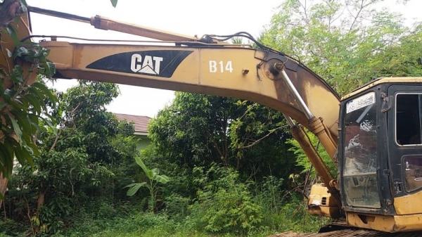 ขาย 655,000 CAT 320 B เอกสารเล่มทะเบียน ไฟฟ้าครบ เครื่องดี ปั๊มแรง เอวแน่น ช่วงล่างเต็ม บูมอาร์มมีปะ รถสีไม่สวย สภาพพร้อมใช้งาน รถอยู่ นครสวรรค์ 090-772-3710 090-772-3708