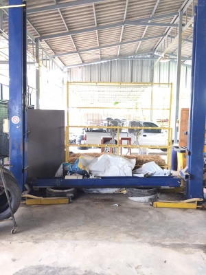 ขายด่วน เครื่องมือร้านยาง ดังนี้ ตั้งศูนย์ ถอดล้อ ถ่วงยาง ปั้มลม ฮ้อยยกรถ พร้อมอุปกรณ์ตั้งร้านได้เลยขายเหมาเพียง 420000 บาท