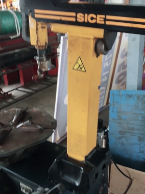 ขายด่วน เครื่องมือร้านยาง ดังนี้ ตั้งศูนย์ ถอดล้อ ถ่วงยาง ปั้มลม ฮ้อยยกรถ พร้อมอุปกรณ์ตั้งร้านได้เลยขายเหมาเพียง 420000 บาท