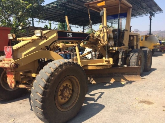 ขาย 1,580,000 รถเกรด CAT 12G ชีเรียล 61 M ซีเรียลสูง 13830 เครื่อง 10 Z ใบมีด 14 ฟุต สภาพสวยเก่านอก เอกสารเล่มทะเบียน รถพร้อมใช้งาน อยู่ สระบุรี  090-772-3710 090-772-3708