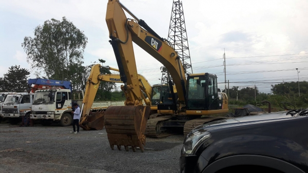 ขายแบคโฮ CAT320D.2 รถทำงาน 1124 ชม.เอกสารอินเก่านอกญี่ปุ่นราคา 2,750,000