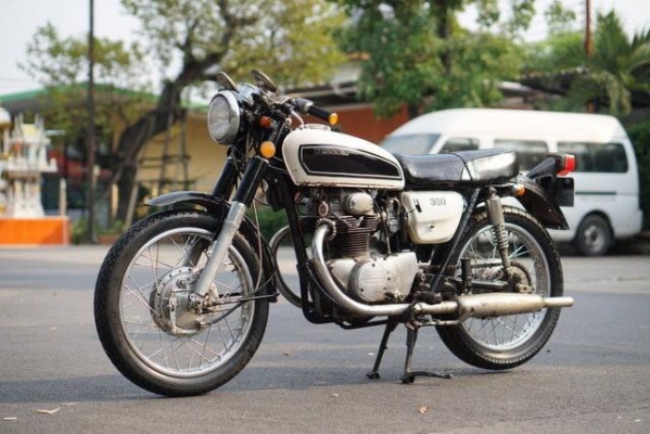 ร้าน วุฒิ นนบุรี ขาย HONDA CB350 แต่งคาเฟ่ รถสวยพร้อมใช้เครื่องดี