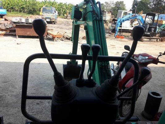 ขายแบคโฮ SUMITOMO SH20 เก่านอกญี่ปุ่นเอกสารอินวอยราคา 150,000