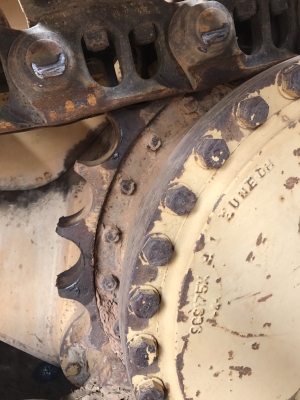 ขายแทรคเตอร์ CAT.D6H เกียร์ตัดเล่มทะเบียนราคา 1,350,000