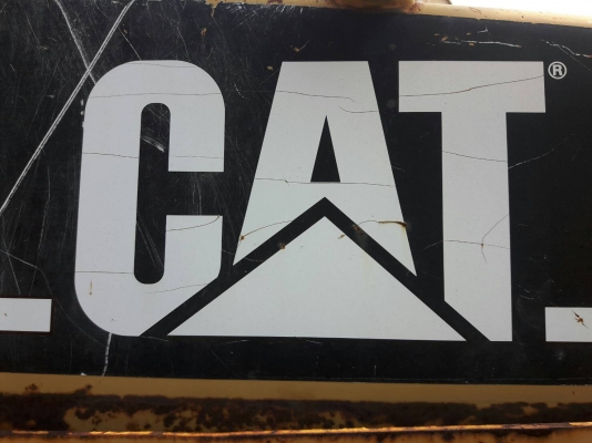 ขายรถแทรคเตอร์ CAT.D6M เอกสารเล่มทะเบียนเก่านอกญี่ปุ่นราคา 1,400,000