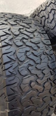 ขายยาง A/T 265/70/16 มือสองสวยๆ