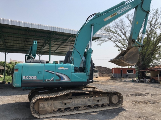 ขายKOBELCO SK200-8 Super-X 9000 ชั่วโมง สภาพสวยเเห้งๆทั้งคัน สนใจติดต่อ 081-4283210