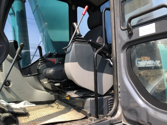 ขายKOBELCO SK200-8 Super-X 9000 ชั่วโมง สภาพสวยเเห้งๆทั้งคัน สนใจติดต่อ 081-4283210