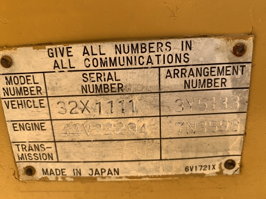 รถดันดิน Caterpillar D6D ตีนเป็ดแต่ใส่แผ่นตีนไก่ เกียร์ตัด สภาพดี เครื่องดี ช่วงล่างแน่น