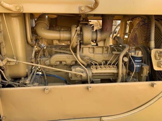 รถดันดิน Caterpillar D6D ตีนเป็ดแต่ใส่แผ่นตีนไก่ เกียร์ตัด สภาพดี เครื่องดี ช่วงล่างแน่น